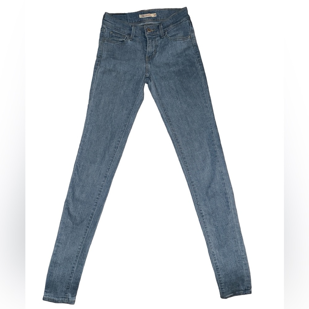 Levis super skinny blue jeans| size 24
